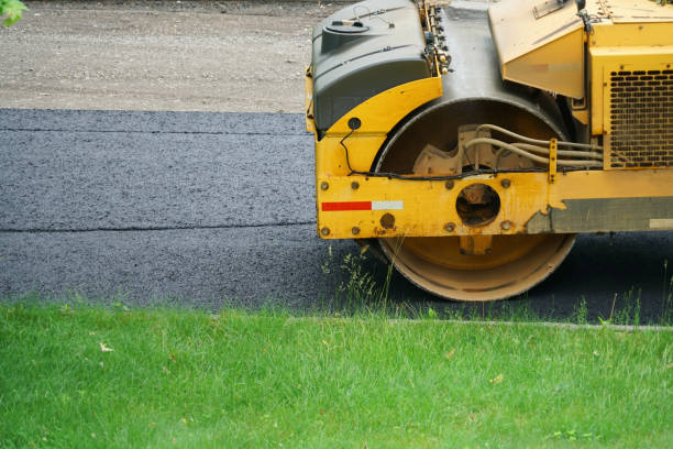 Best Asphalt Driveway Installation  in Yardville, NJ